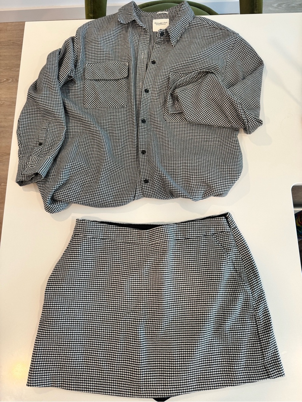 Abercrombie & Fitch Black and White Mini Skirt